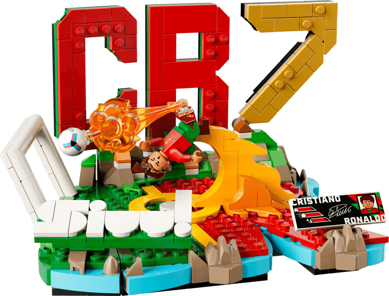 The built LEGO Editions display scene: large CR7 letters in red and gold above a minifigure in a red kit performing a bicycle kick towards a goal, with SIUU spelled in white bricks and a Cristiano Ronaldo nameplate.